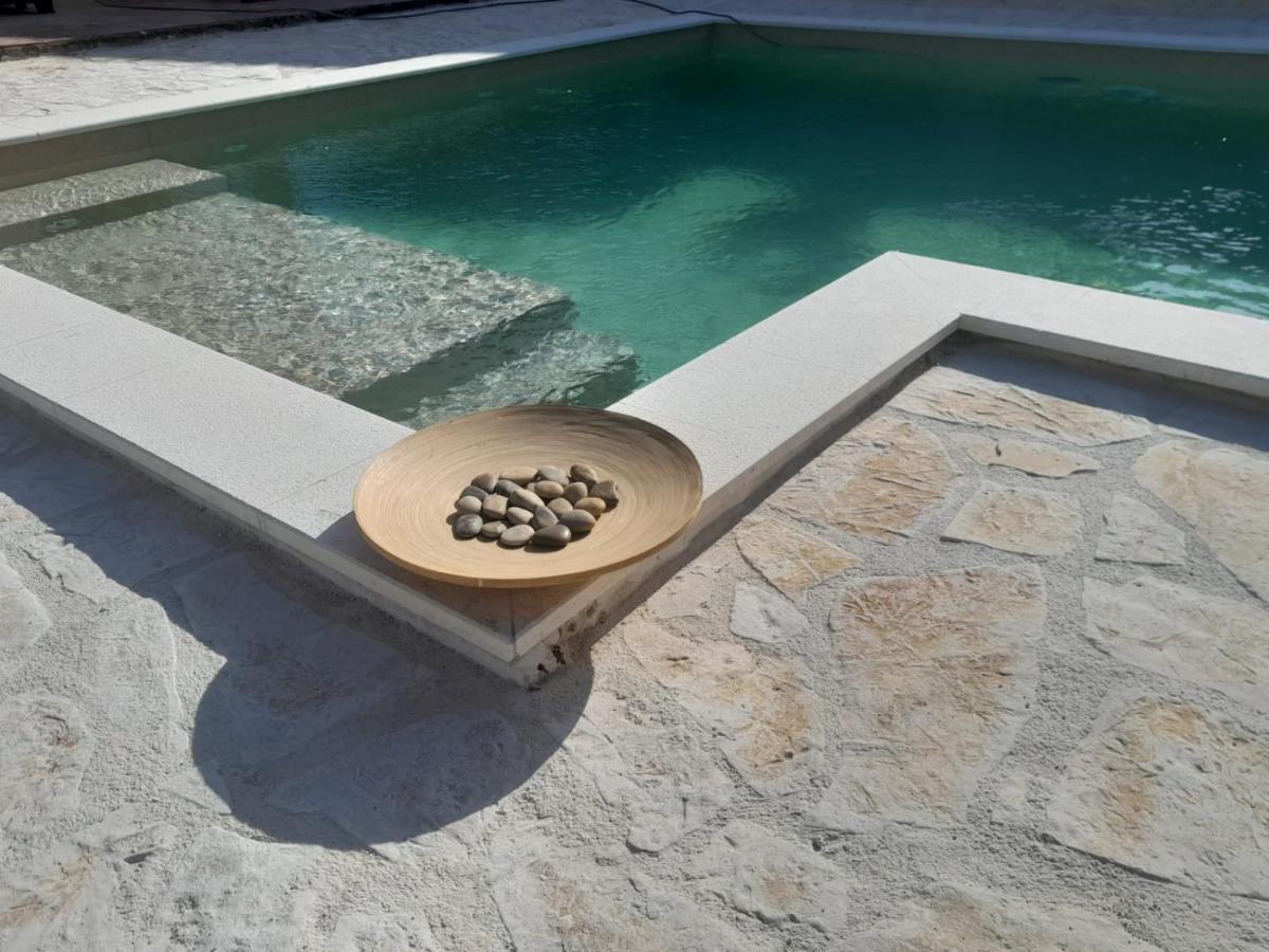 Caliente Apartments Vir B Exterior photo